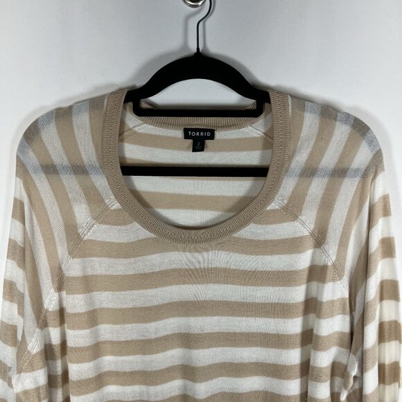 TORRID Pullover Knit Sweater Women's Size 2X Striped Cream Tan Crewneck - Picture 2 of 9